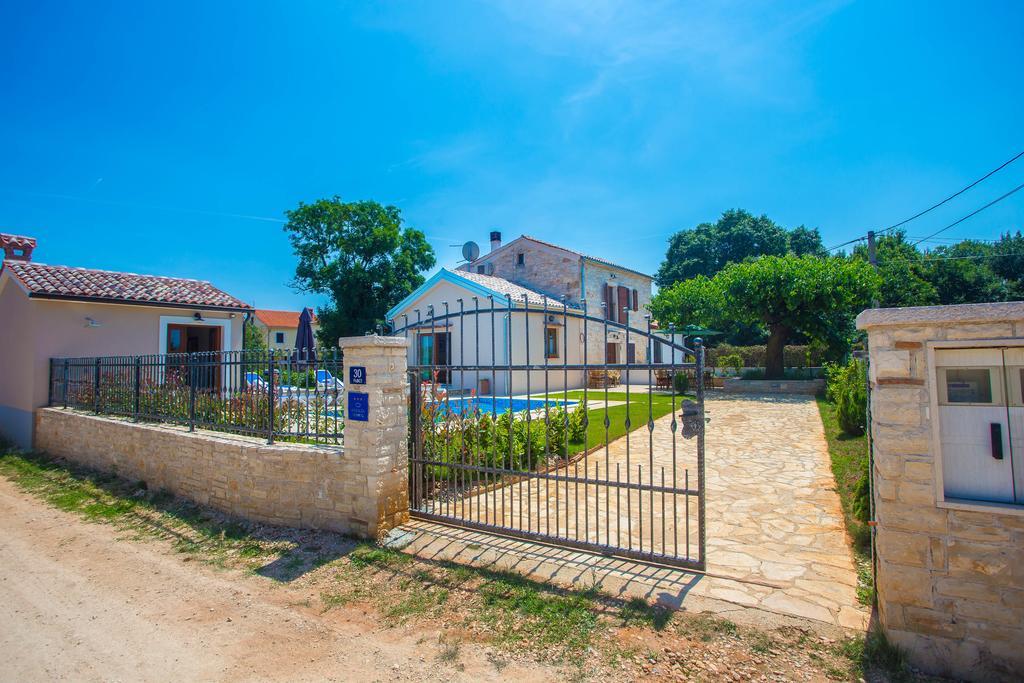 Casa Roza Villa Visnjan Bagian luar foto