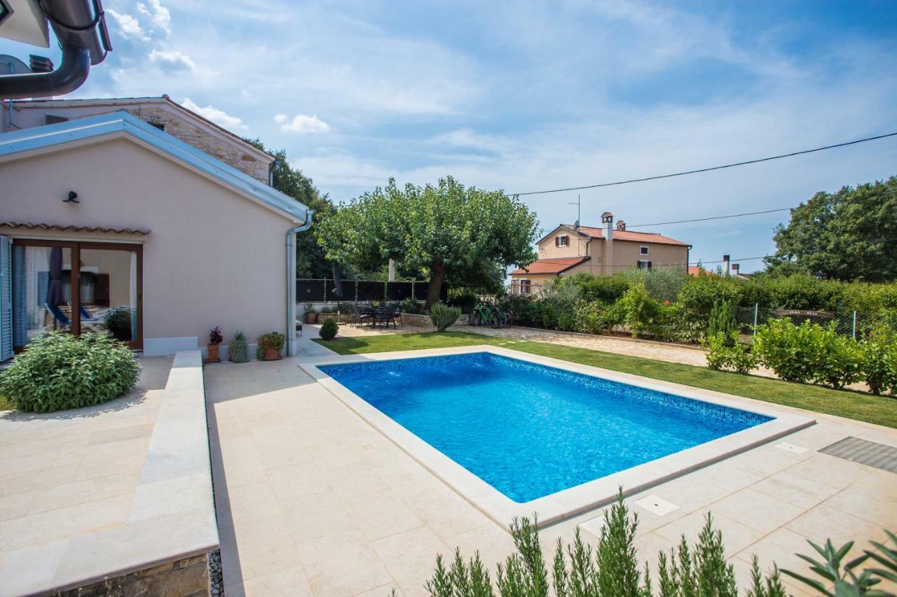 Casa Roza Villa Visnjan Bagian luar foto