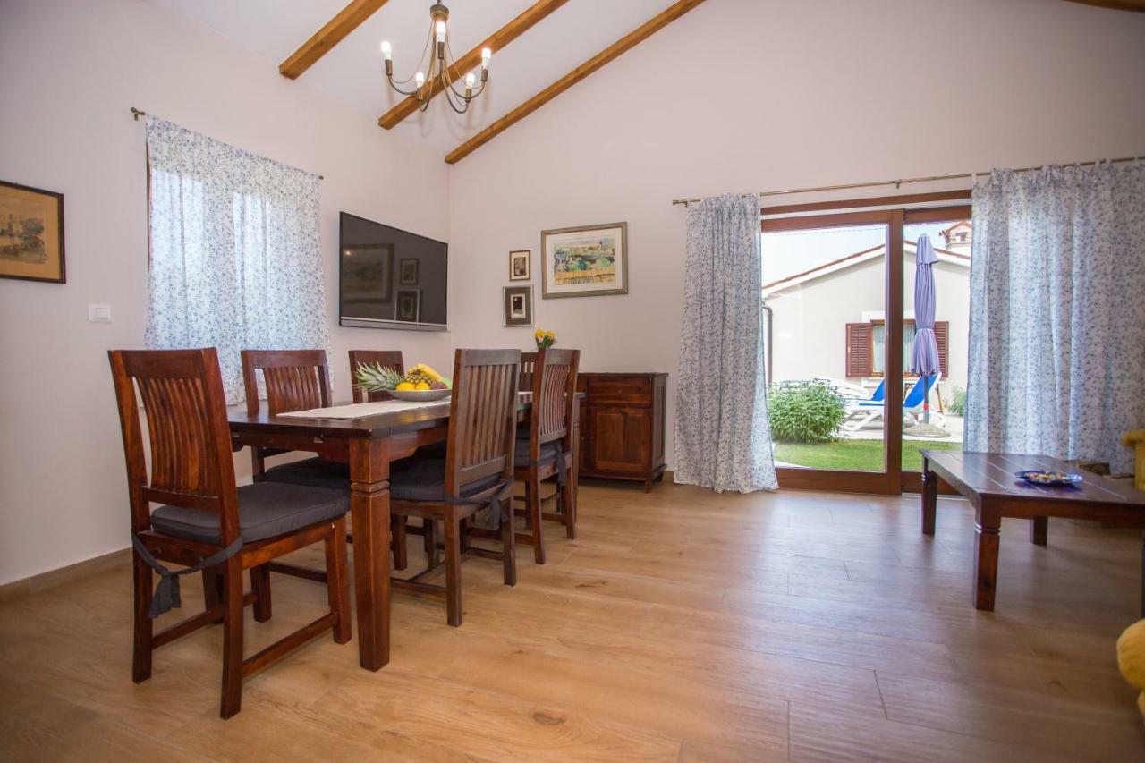 Casa Roza Villa Visnjan Bagian luar foto