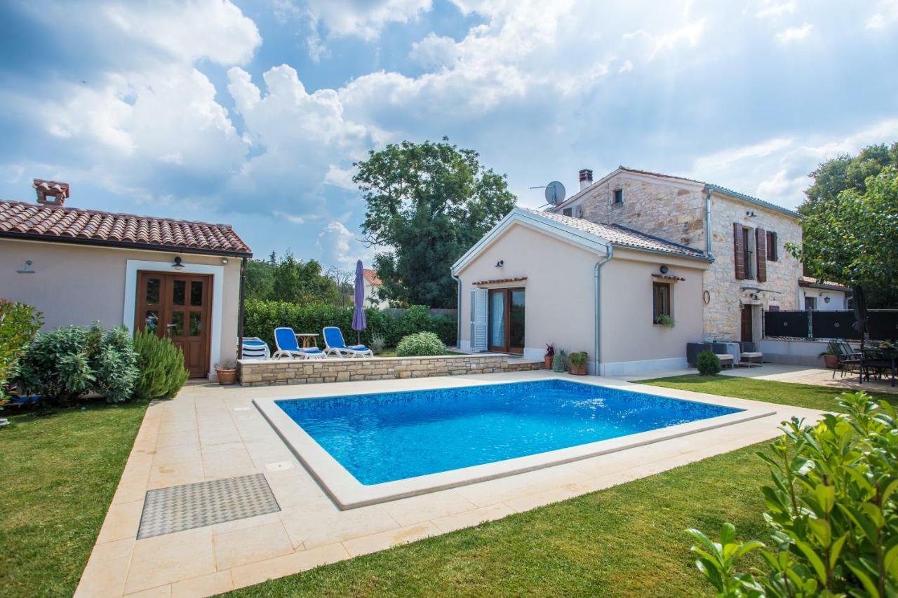 Casa Roza Villa Visnjan Bagian luar foto